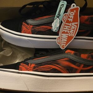 Vans Red and Black Sneakers with Classic Silhouette